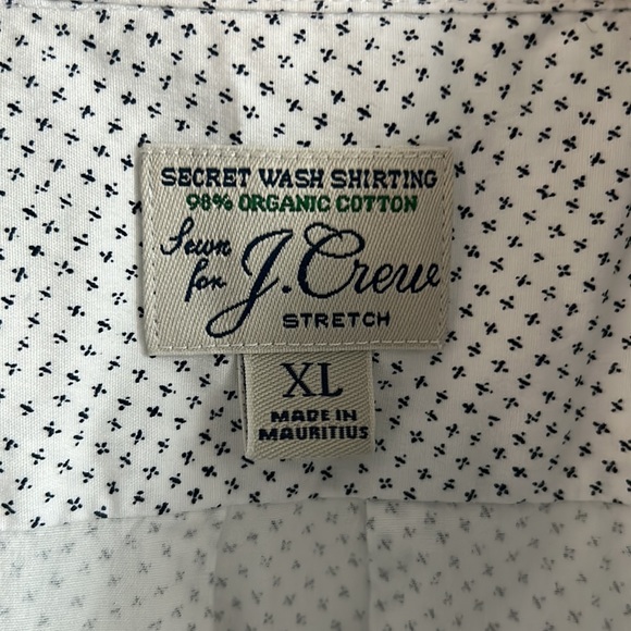 New J. Crew Men’s Preppy Slim Short-Sleeve Stretch Button Up Shirt - Picture 4 of 7